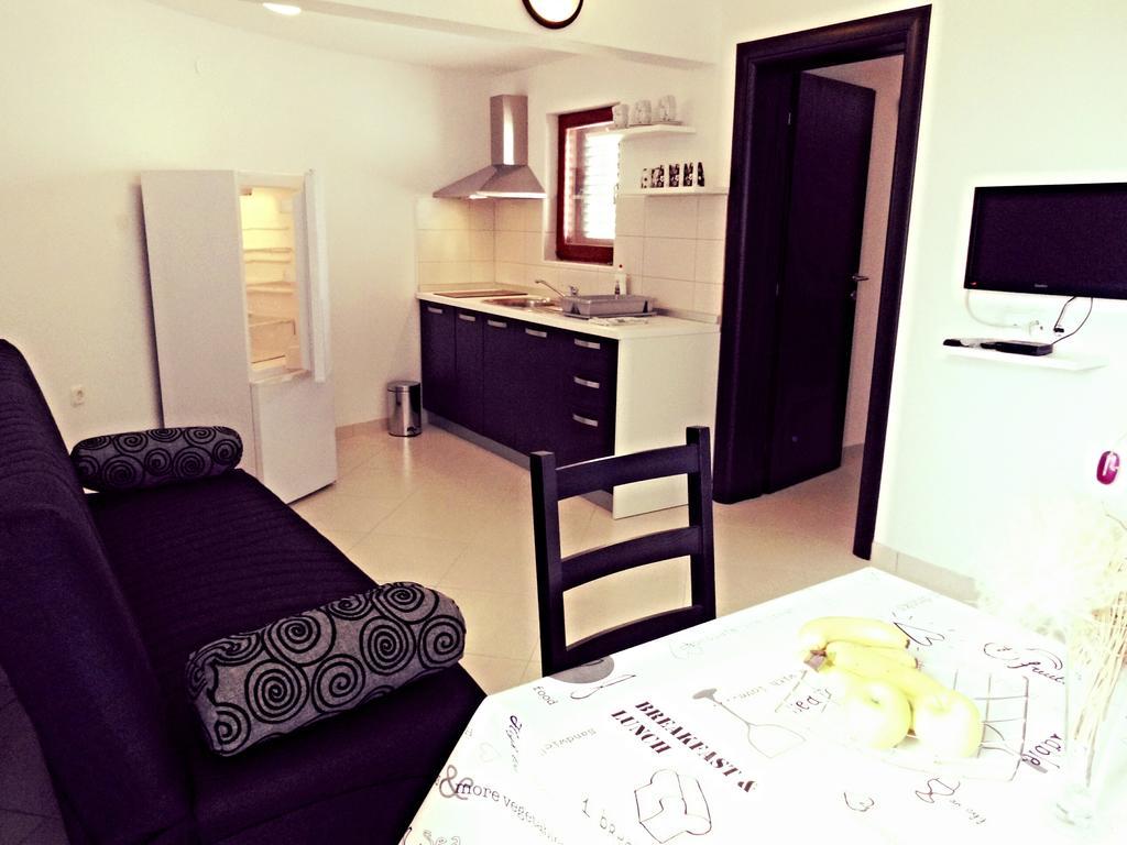 Apartmani Simic ستاريغغاد باكلينتسا المظهر الخارجي الصورة