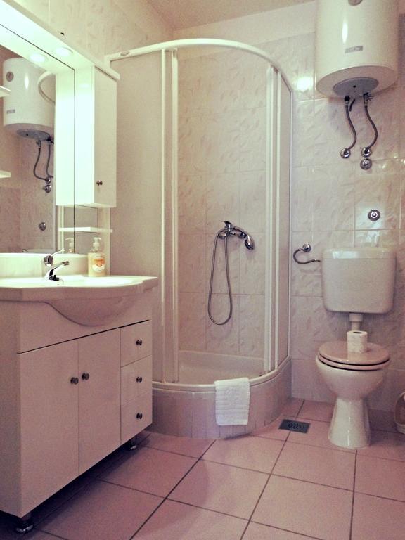 Apartmani Simic ستاريغغاد باكلينتسا المظهر الخارجي الصورة